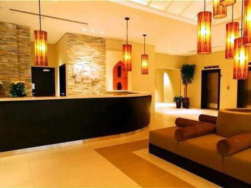 Hotel Holiday Inn Express Dubai Safa Park By Ihg