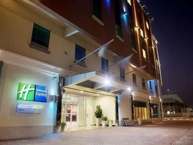 Hotel Holiday Inn Express Dubai Safa Park By Ihg